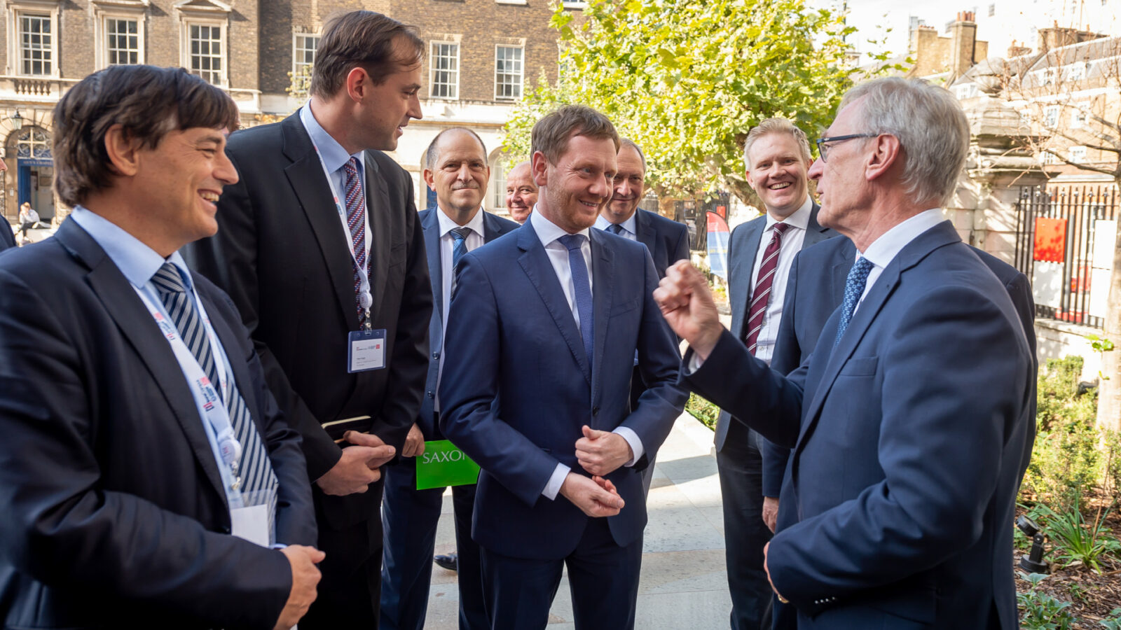 Minister-President of Saxony visits transCampus at KCL